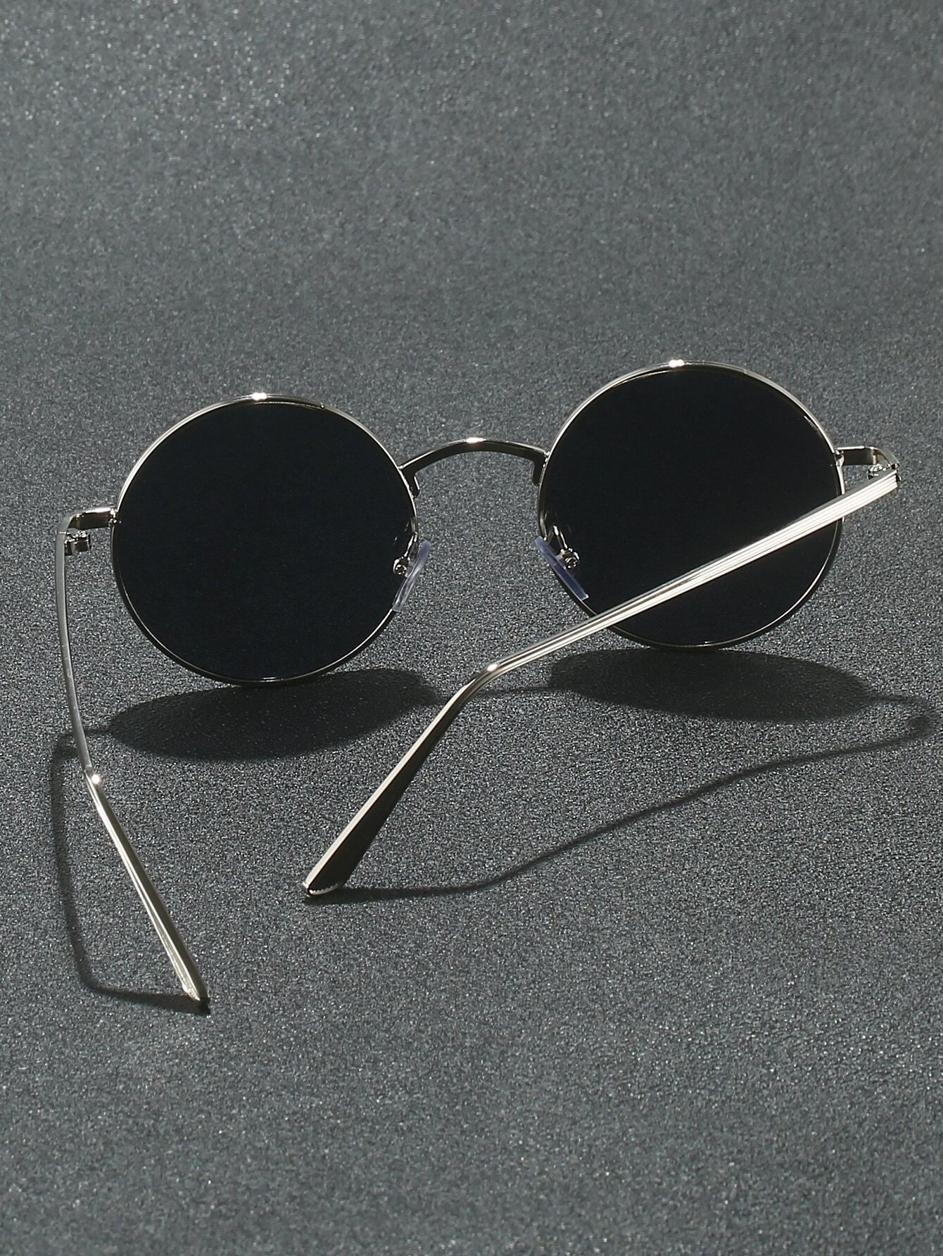 Gafas de sol redondas para hombre con montura vintage - Imagen 2