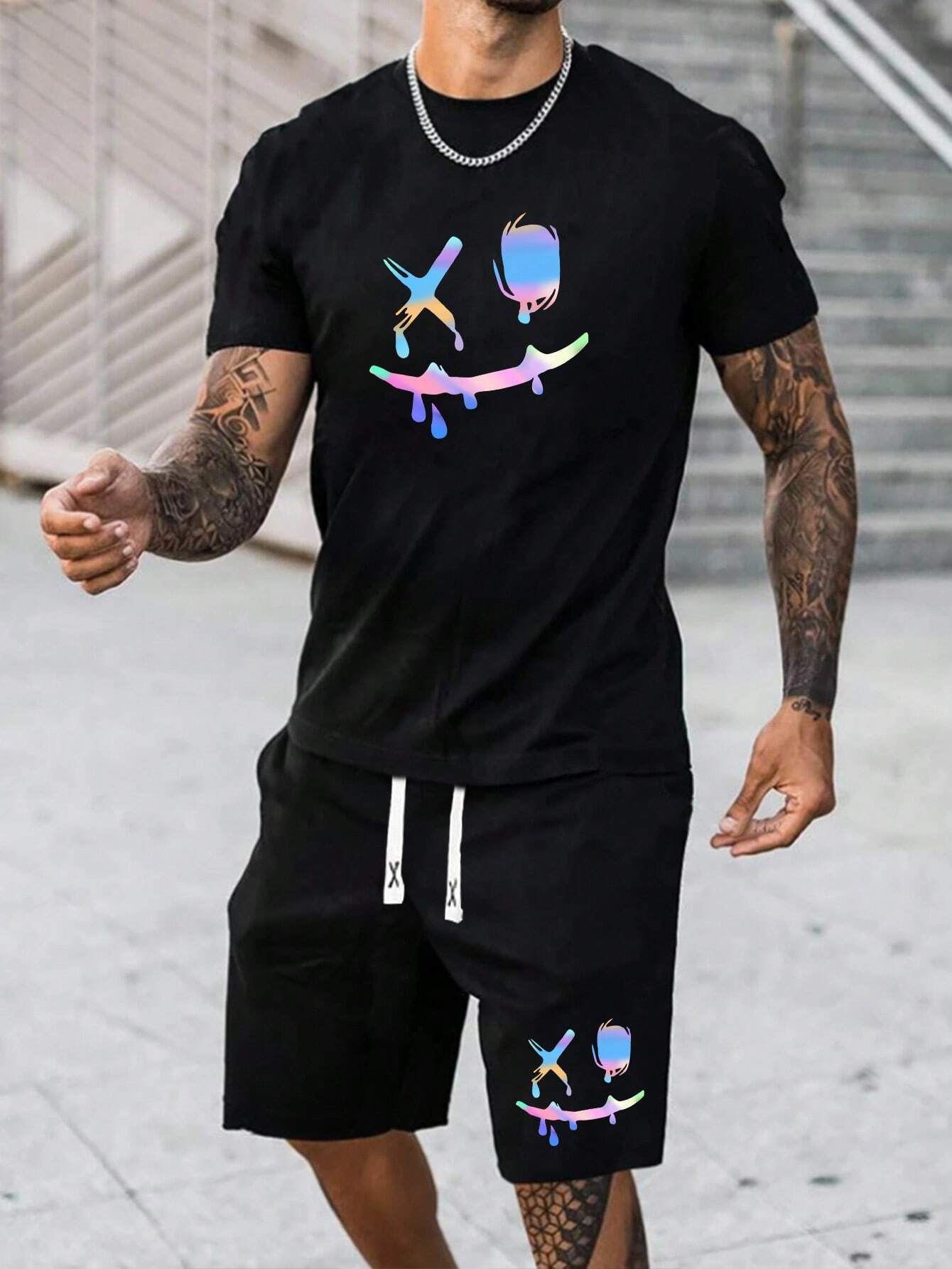 Camiseta de manga corta con gráfico de dibujos animados y pantalones cortos con cordón en la cintura para salir, para hombre - Imagen 1