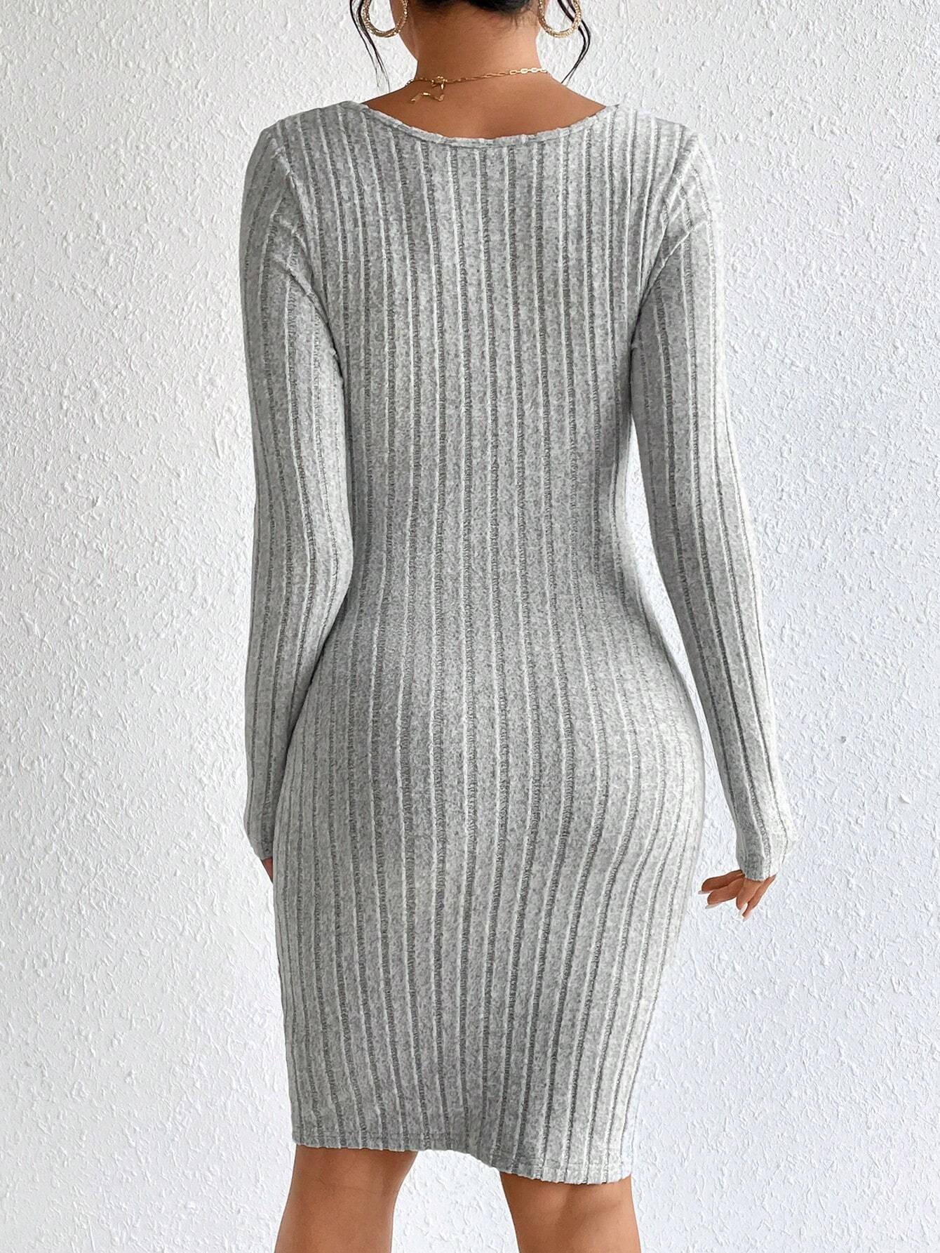 Vestido ajustado girante delantero con abertura - Imagen 2