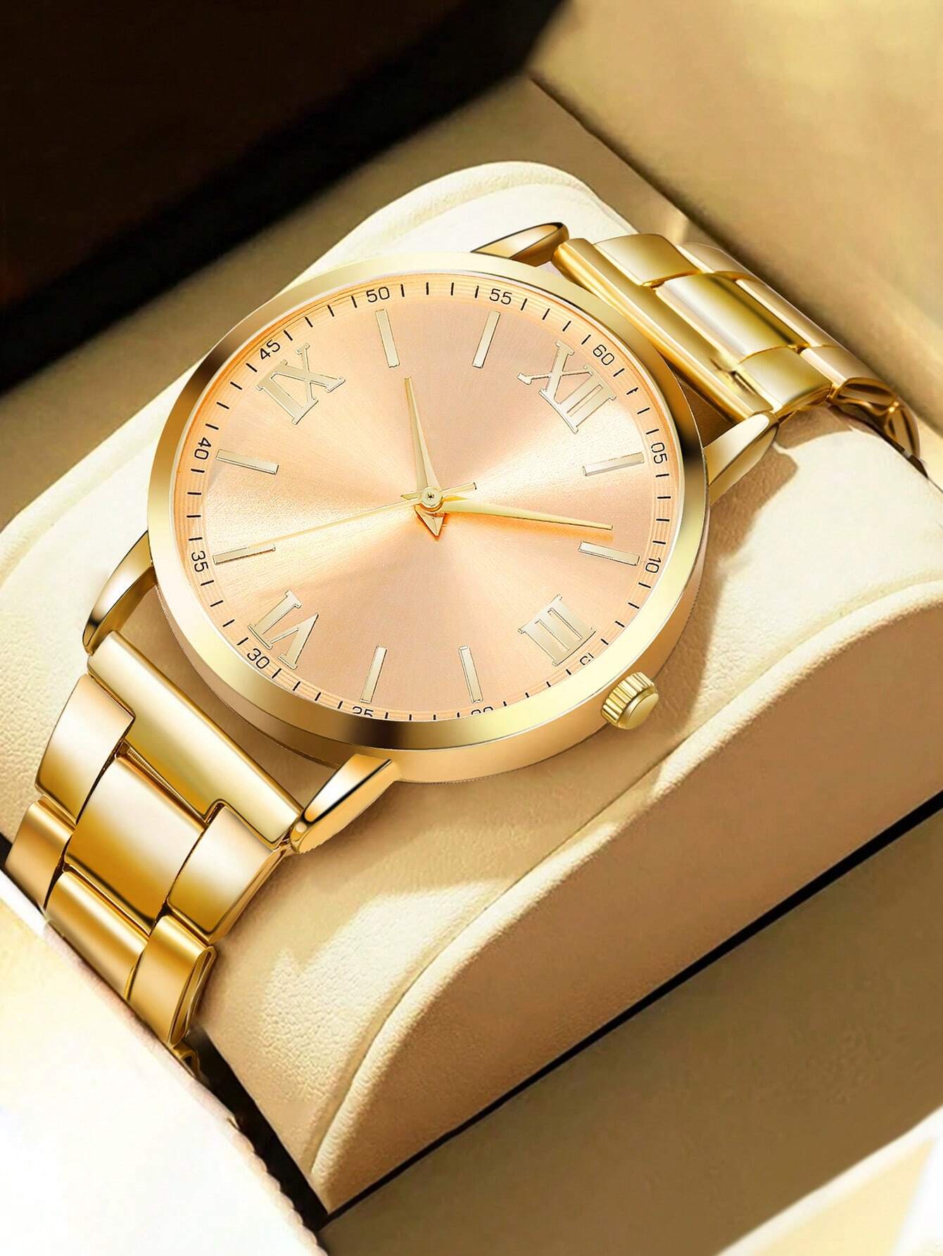 1_pieza_Reloj_de_oro_casual_para_hombres_con_nmeros_romanos_redondos_reloj_de_cuarzo_con_correa_de_acero_inoxidable_de_color_dorado_mejor_conjunto_de_regalo_para_hombres__SHEIN_USA_main_2 Reloj de oro casual para hombres con números romanos redondos, reloj de cuarzo con correa de acero inoxidable de color dorado - Imagen 1