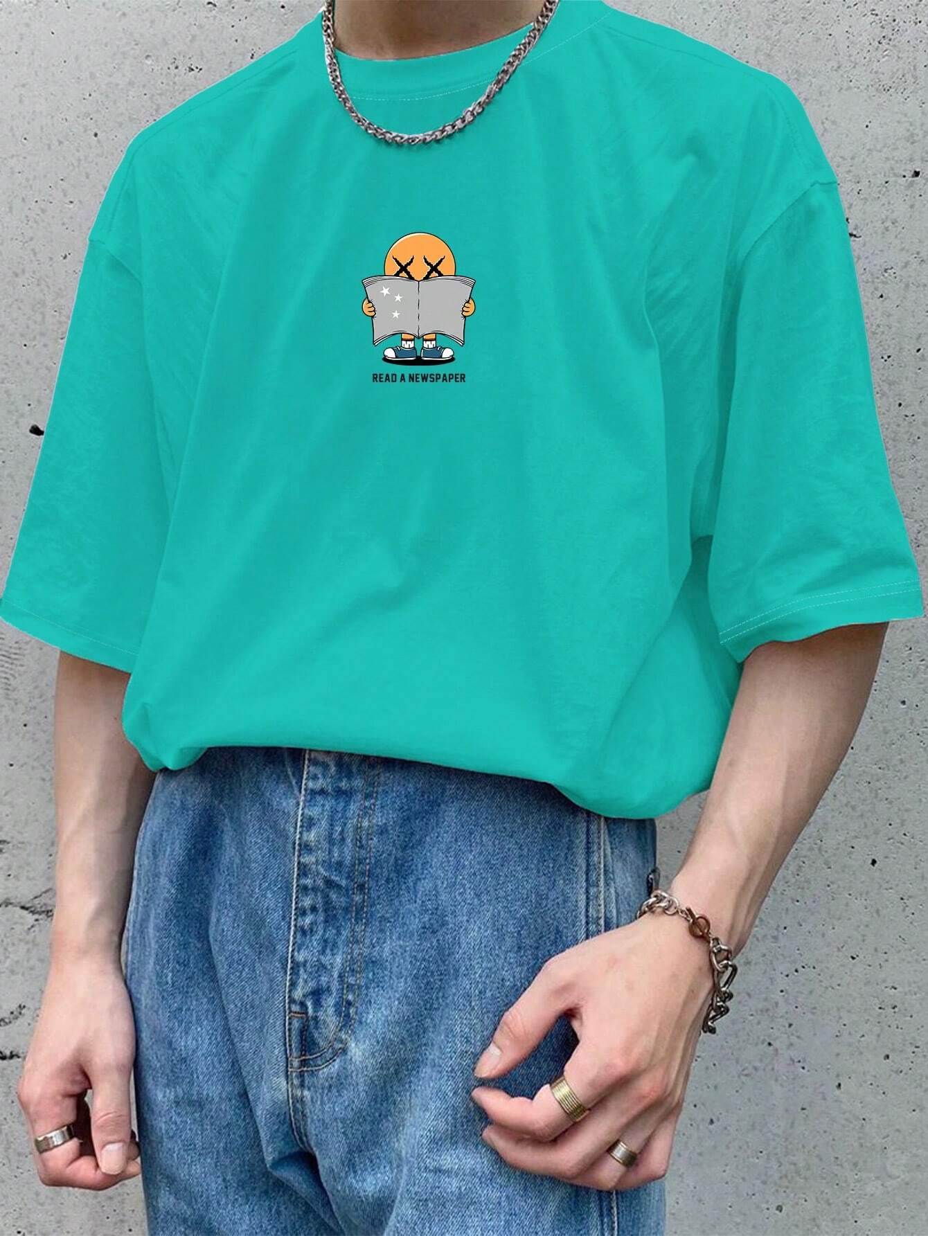Manfinity_Hypemode_Camiseta_casual_de_verano_para_hombre_con_estampado_de_caricatura_cuello_redondo_manga_corta_y_eslogan__SHEIN_USA_main_2 Camiseta casual de verano para hombre con estampado de caricatura - Imagen 1