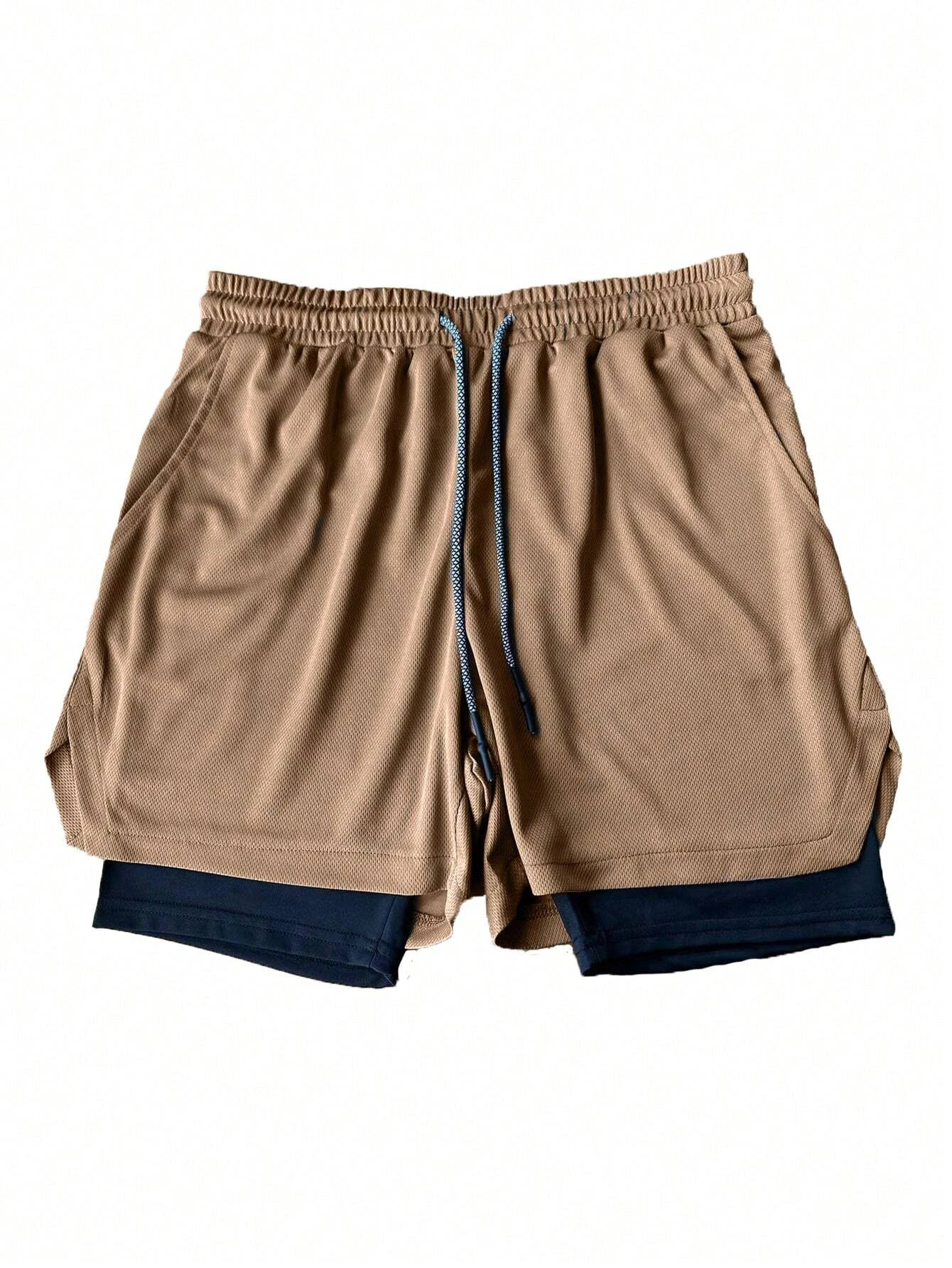 Shorts deportivos para hombres con cintura ajustable con cordón, bolsillo para teléfono móvil y bucle para toalla incorporados; diseño 2 en 1 - Imagen 3