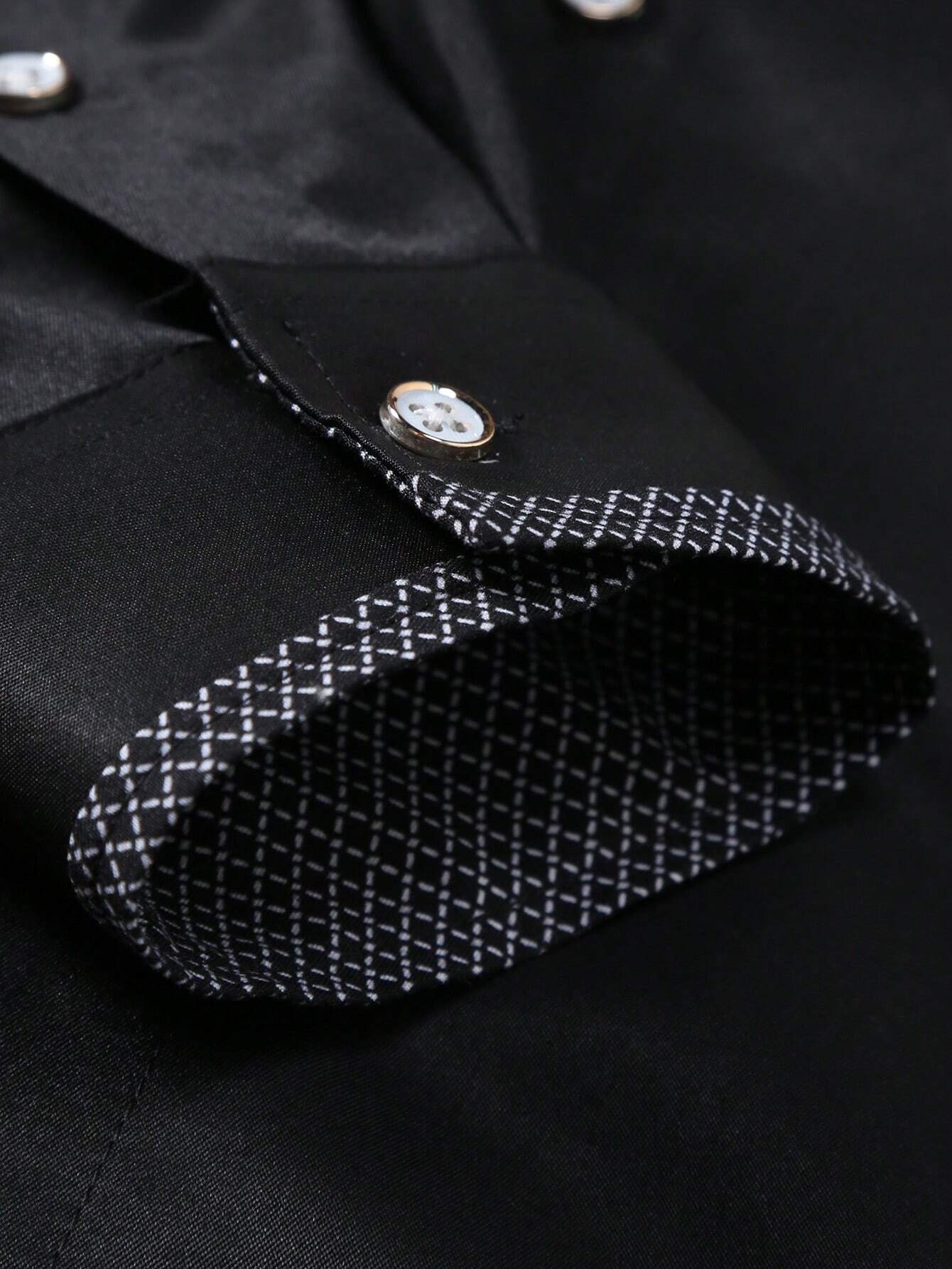 Camisa negra lisa para hombre con botones, corte ajustado y mangas largas - Imagen 5
