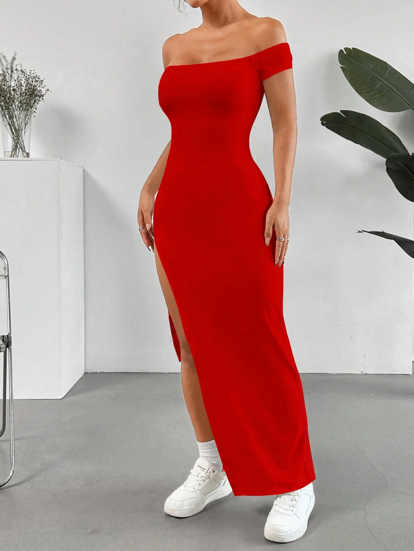 Vestido elegante de verano para mujer de un solo hombro con abertura alta en un solo color - Imagen 3