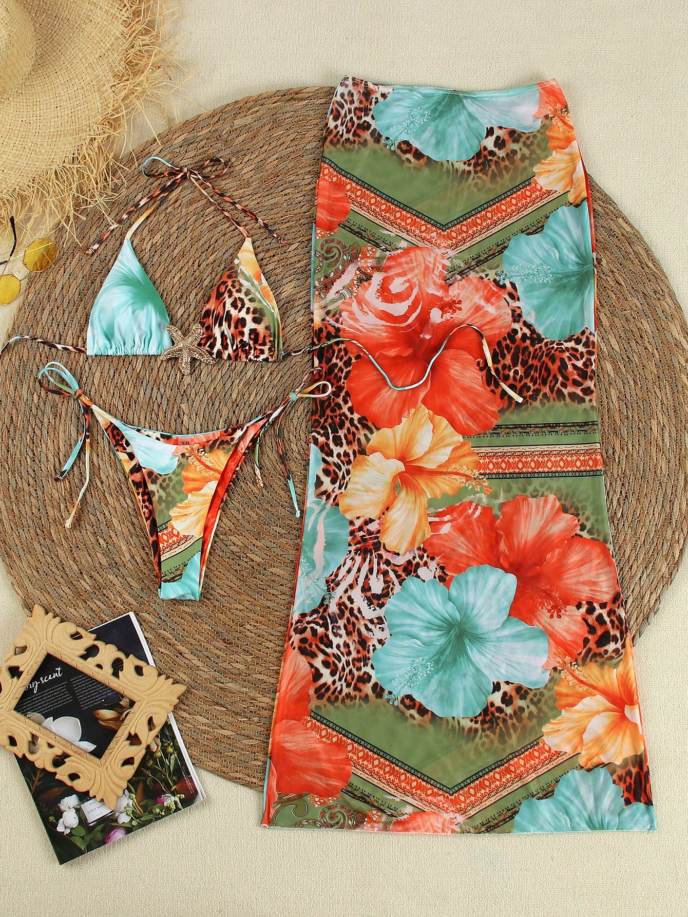 Conjunto de bikini de corte halter con estampado floral y de leopardo, con nudo y falda mini, en estilo - Imagen 7