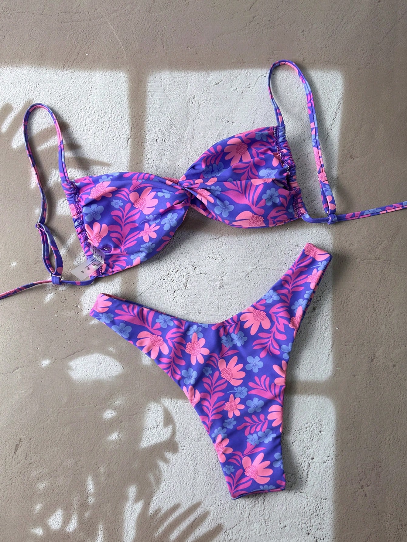 Swim Mod Conjunto de bikini sexy para mujer con estampado plateado al azar, tirantes de espagueti y corte - Imagen 3