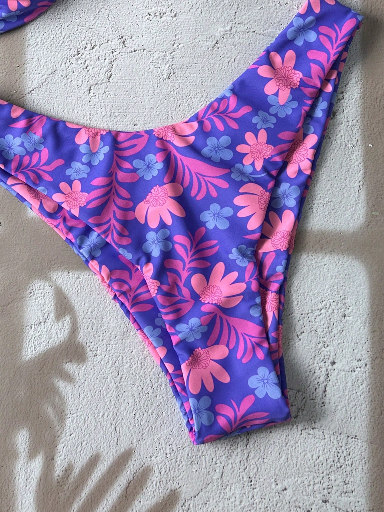 Swim Mod Conjunto de bikini sexy para mujer con estampado plateado al azar, tirantes de espagueti y corte - Imagen 2