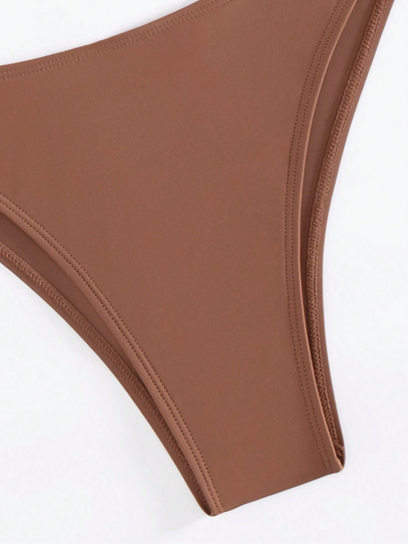 Traje de baño de una sola pieza con diseño de hombro descubierto, hueco y unicolor para vacaciones en la playa - Imagen 5
